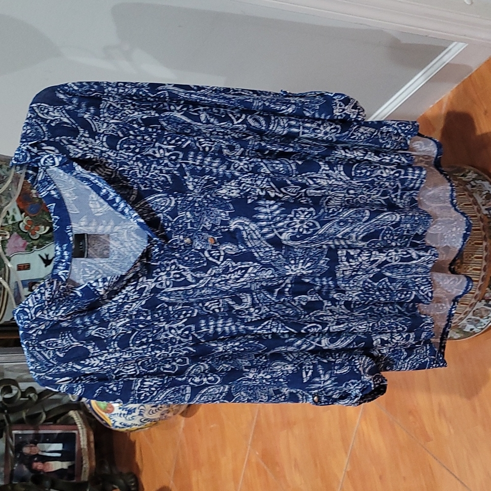 J T B Top! Beautiful blue and white silky feel!